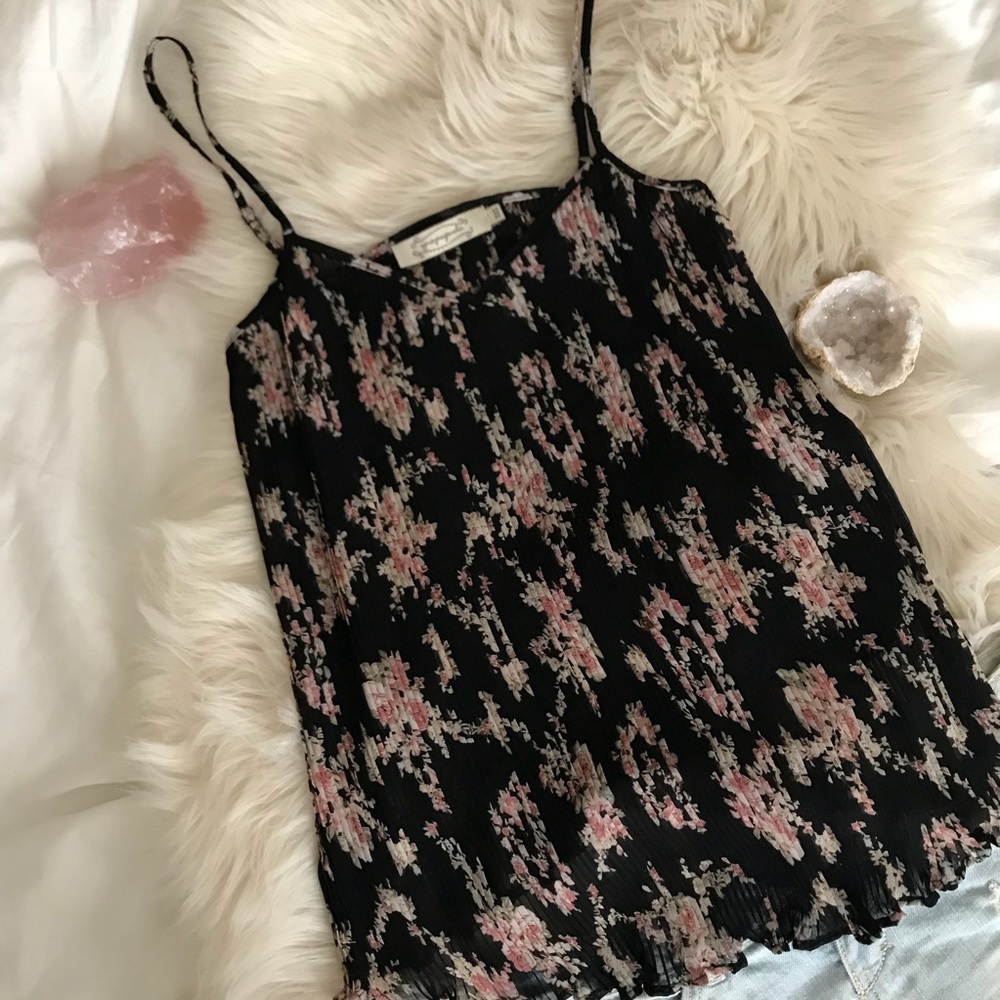 NWOT Propaganda floral chiffon tank